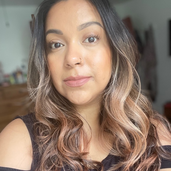 Meet your Posher, Maria - Picture 1 of 1